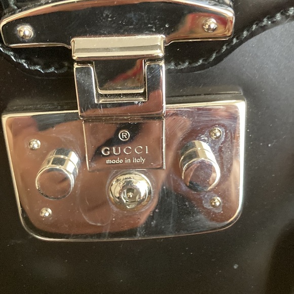 Black Gucci bag in very good condition. Absolutely gorgeous. - Picture 15 of 16